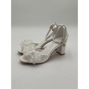 Crystal Queen Women's High Heel Shoes White Size 6.